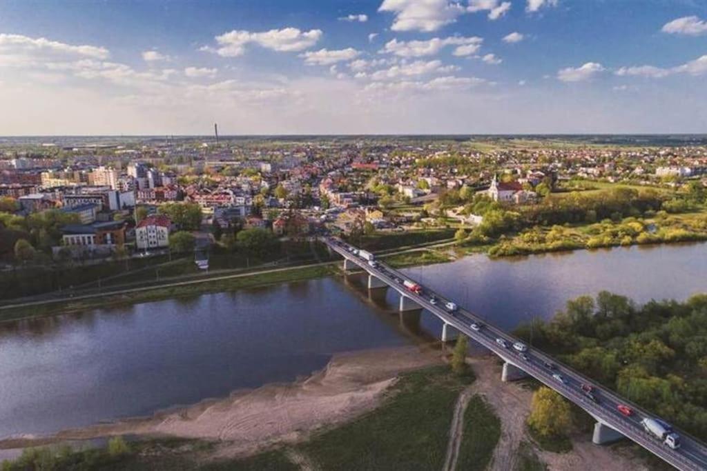 Luksusowy Loft, Z Bezplatnym Parkingiem W Centrum. Wyszkow Bagian luar foto